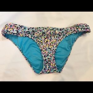 victoria’s secret bikini bottoms